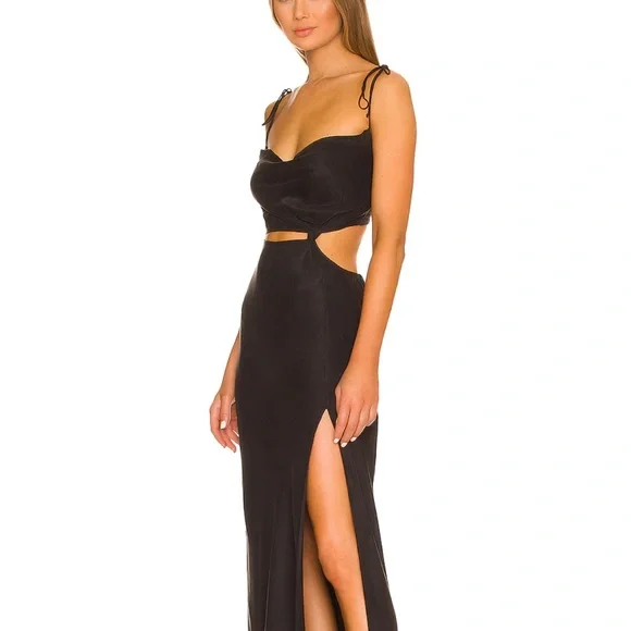 For love and lemons Kyra Cut Out Maxi Dress in Black - Picture 3 of 16